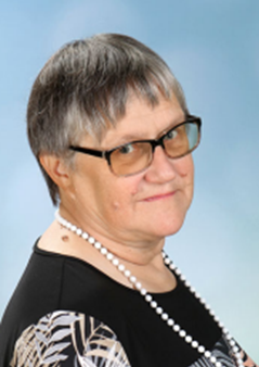 Iveta Daņiļeviča 
    Viesītes vidusskolas latviešu valodas un literatūras skolotāja
     
       Foto: No personīgā arhīva
